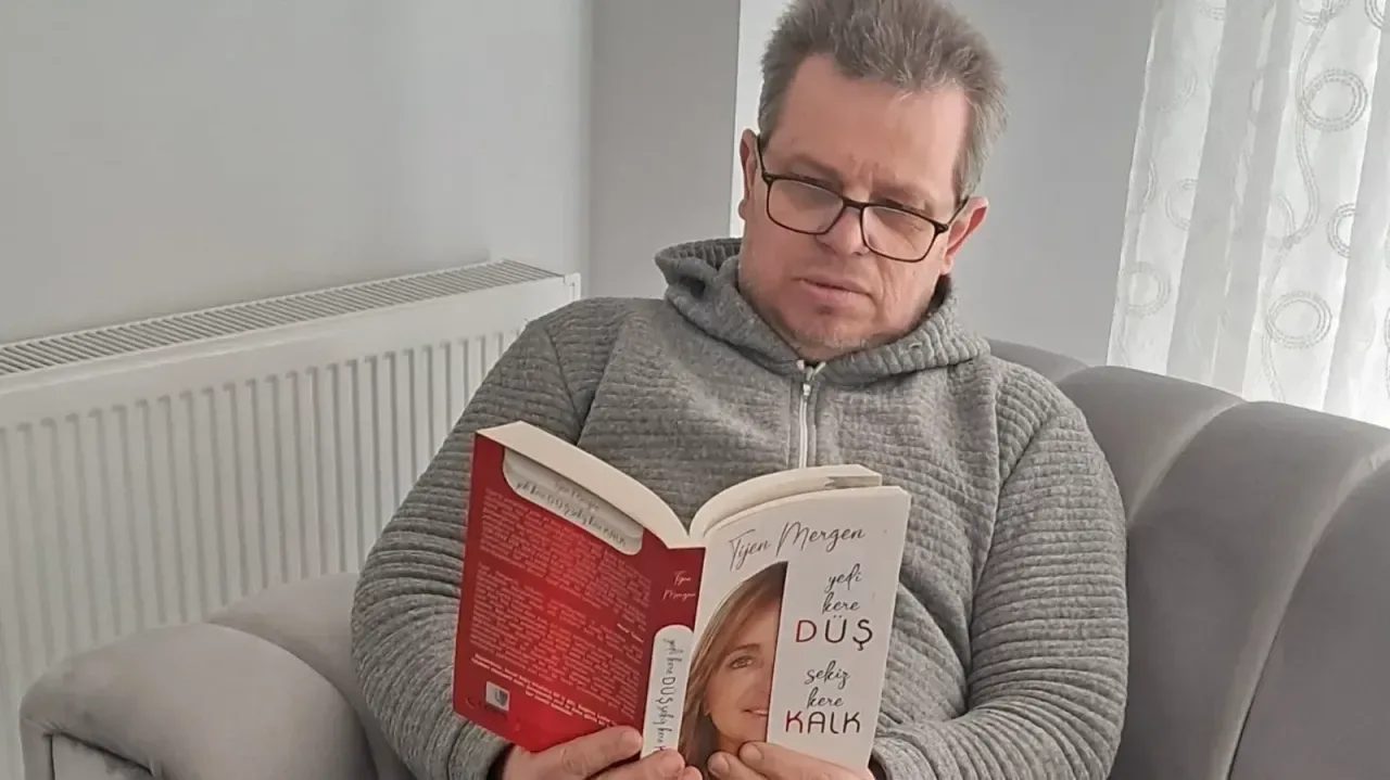 Tijen Mergen'in "Yedi Kere Düş Sekiz Kere Kalk" Kitabına Uzanan Bir Tanışma 